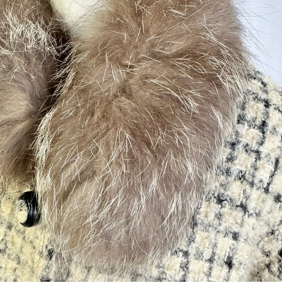 VINTAGE WOOL TWWED TRENCH COAT VINTAGE FUR VOAT CREAM BLACK  PLAID PATTERN S - Picture 10 of 17